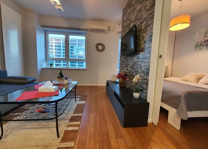 Centrum Cityapart Platinumtowers Parking Free Apartman