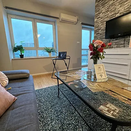 Centrum Cityapart Platinumtowers Parking Free